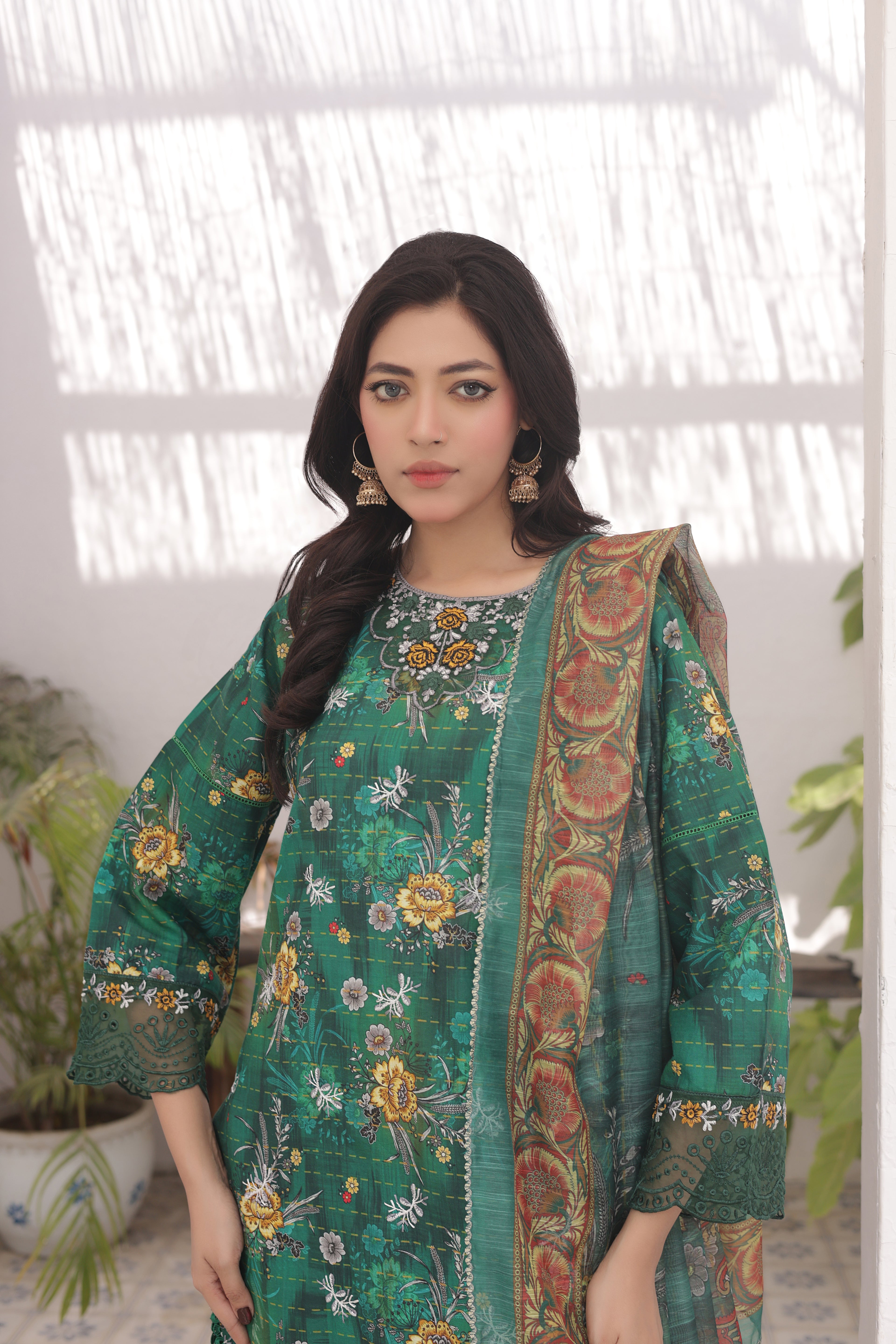 Nazaakat-e-Lawn DN:SA-02