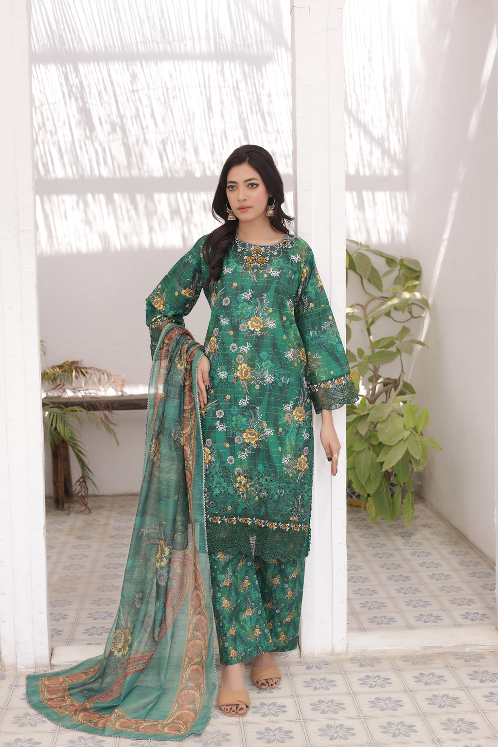 Nazaakat-e-Lawn DN:SA-02