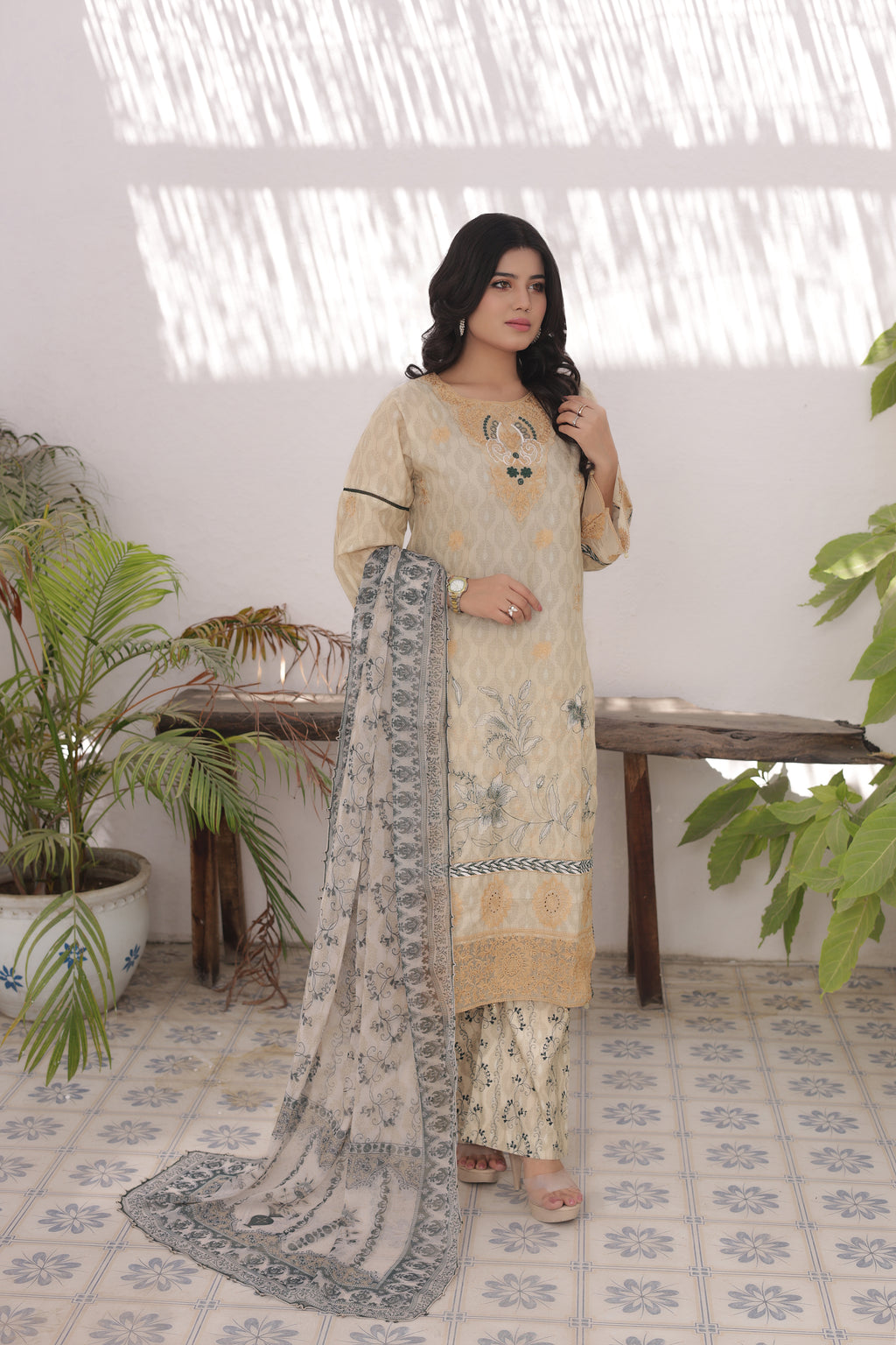 Nazaakat-e-Lawn DN:SA-07