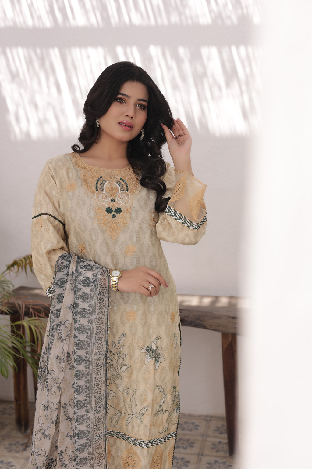 Nazaakat-e-Lawn DN:SA-07