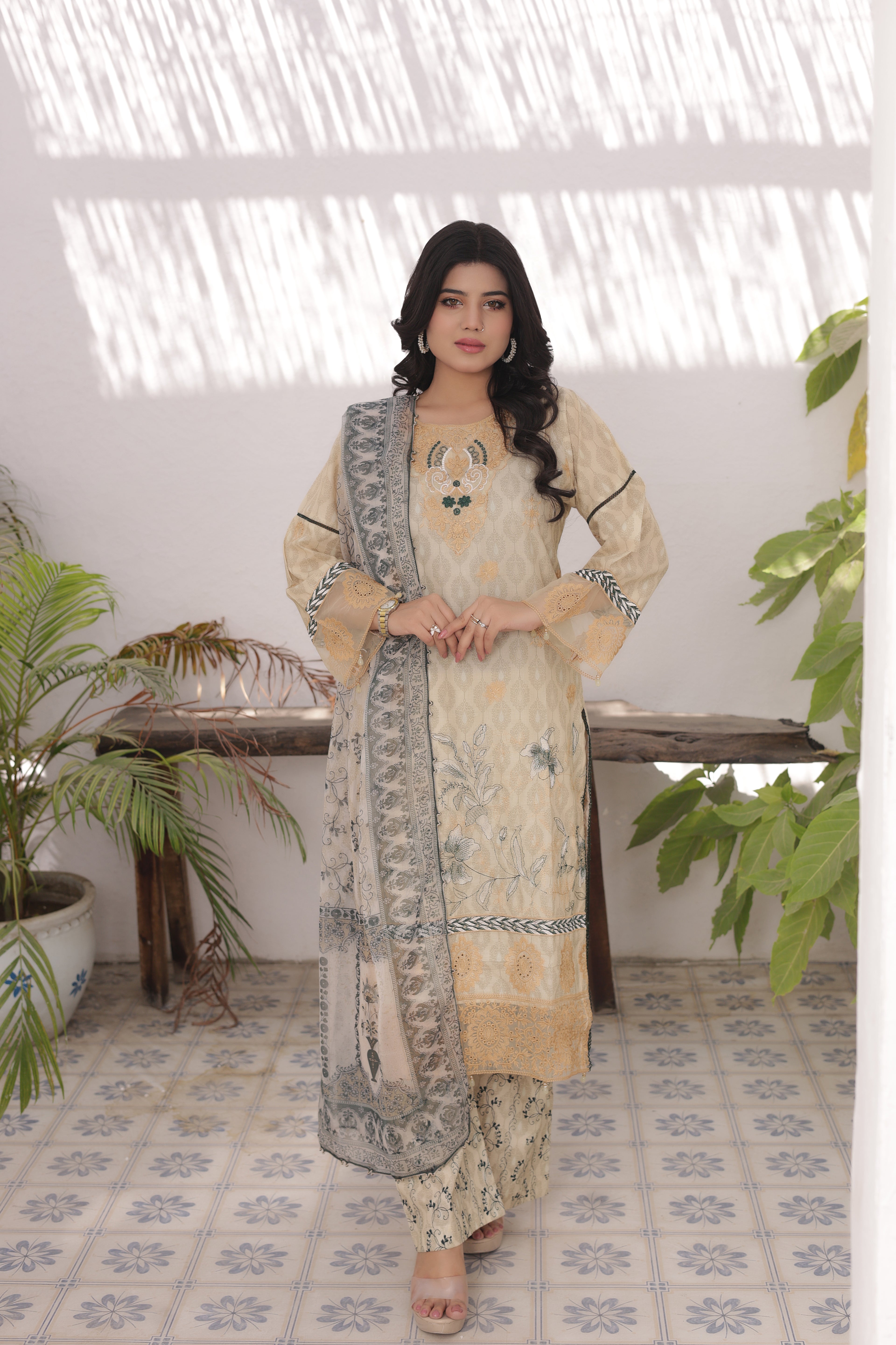 Nazaakat-e-Lawn DN:SA-07