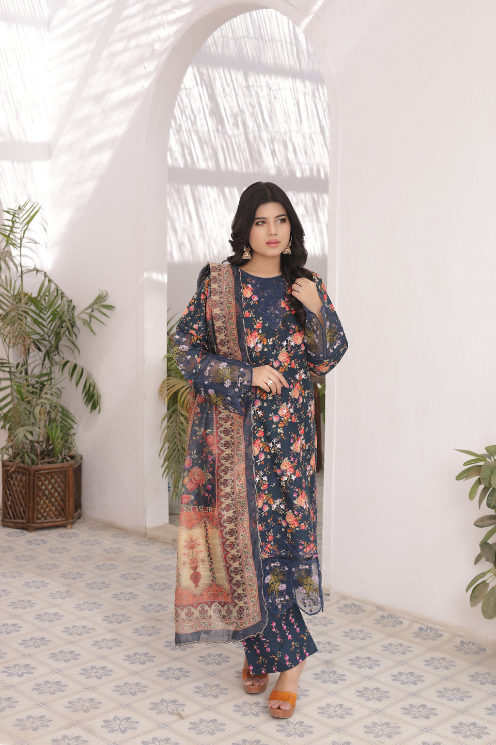Nazaakat-e-Lawn DN:SA-05