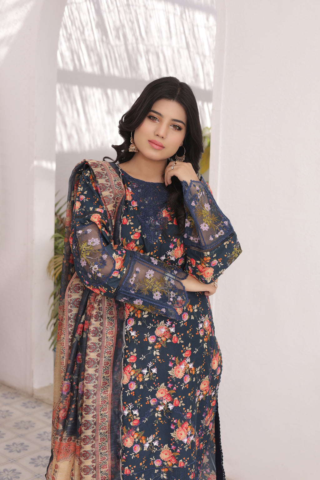 Nazaakat-e-Lawn DN:SA-05