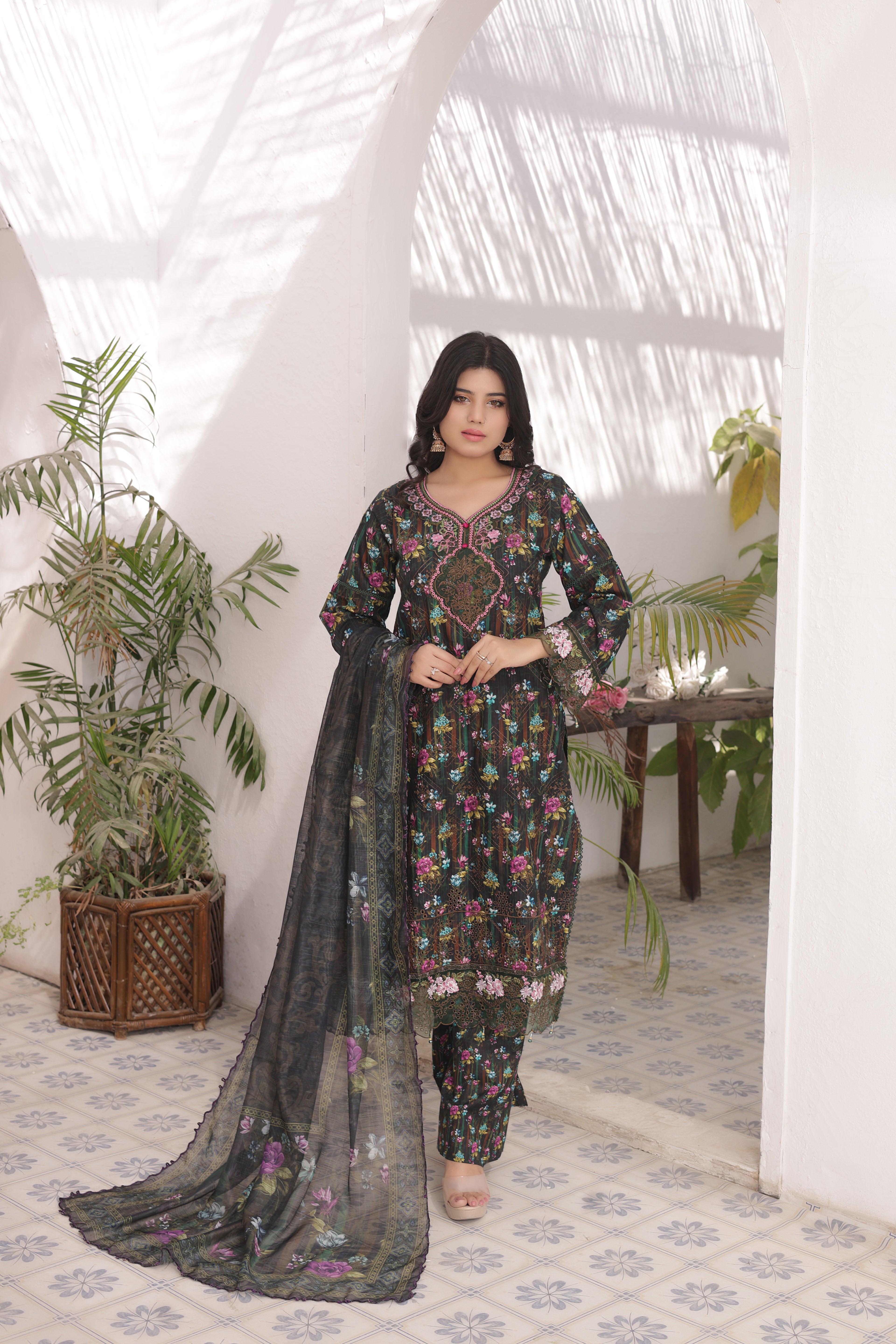 Nazaakat-e-Lawn DN:SA-03