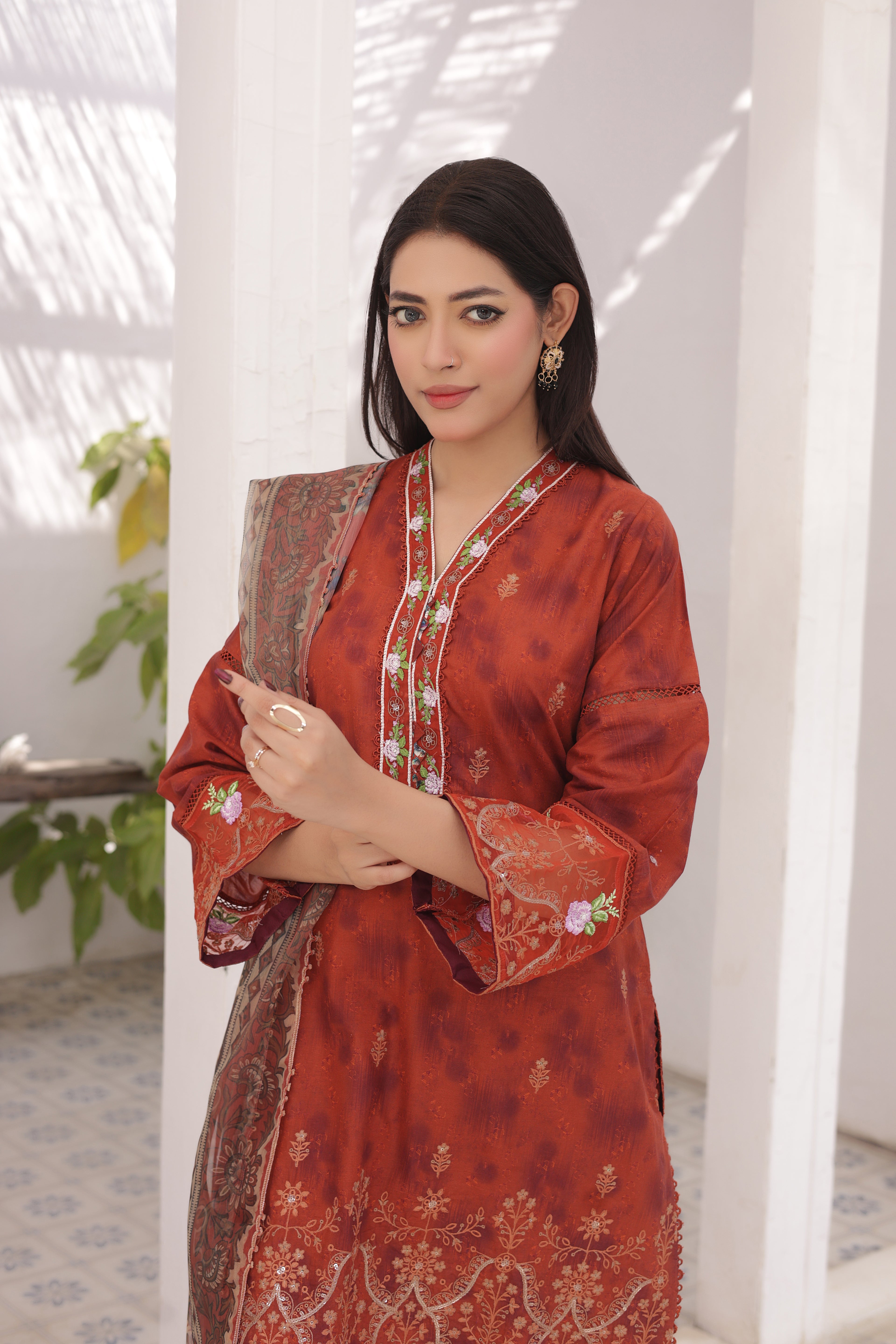 Nazaakat-e-Lawn DN:SA-09